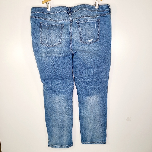 Torrid Boyfriend Straight women's blue jeans distressed with stretch - Picture 5 of 10